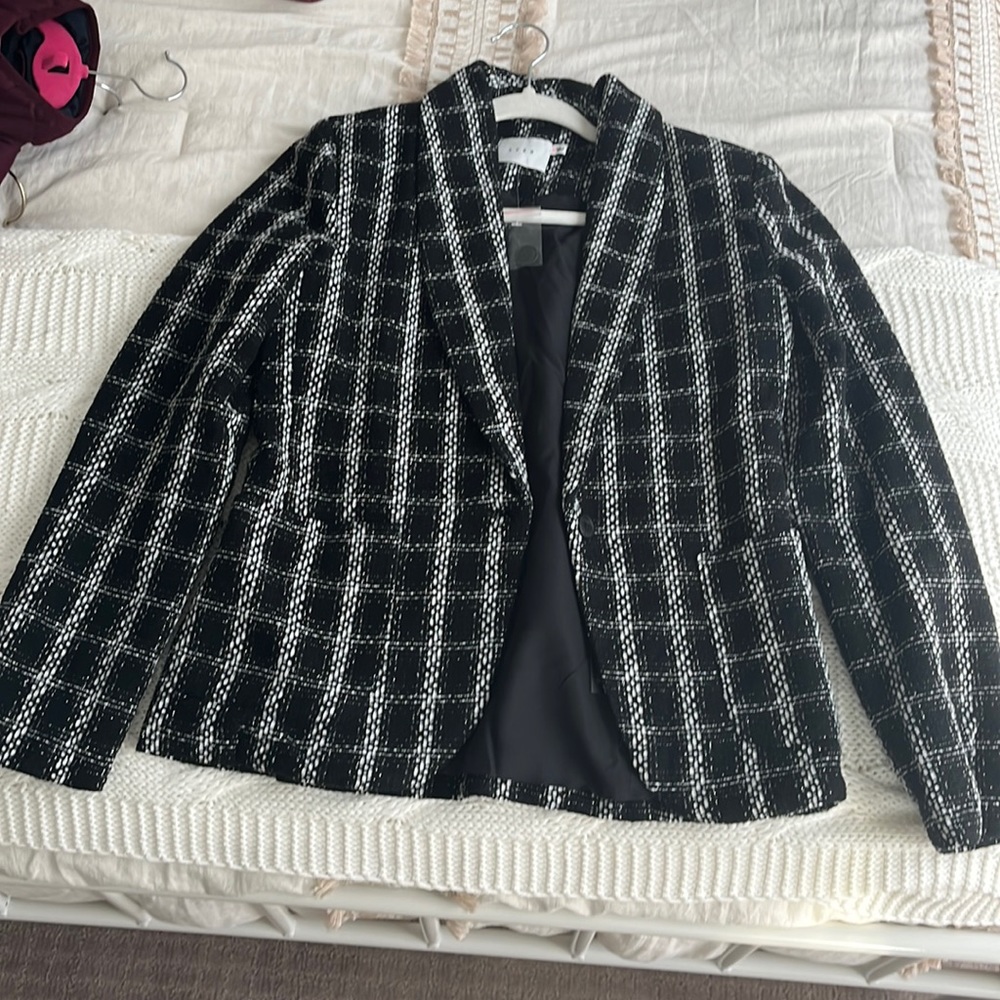 Black and white tweed blazer